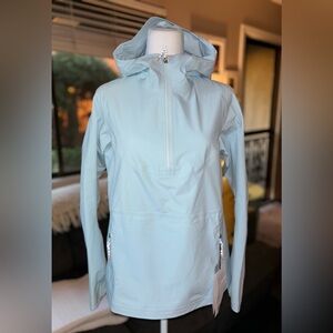 NWT Lululemon Powder Blue Stretch Waterproof Hiking 1/2 Zip Pullover Size 2